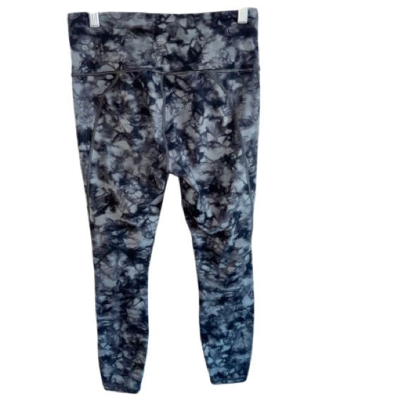 Athleta Gray Tie-Dye Salutation Powervita 7/8 Leggings Sz Small - Picture 4 of 11